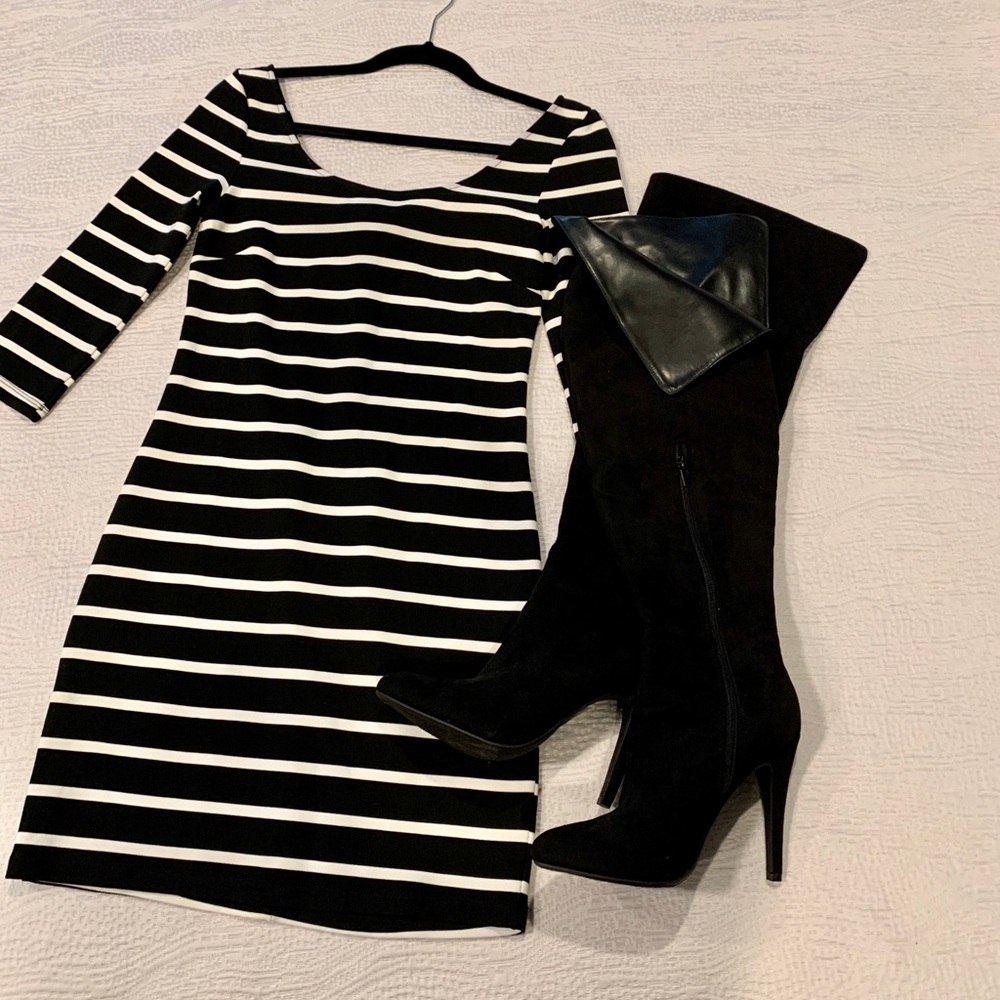 Bebe Black and White Long Sleeve Dress (3/4)